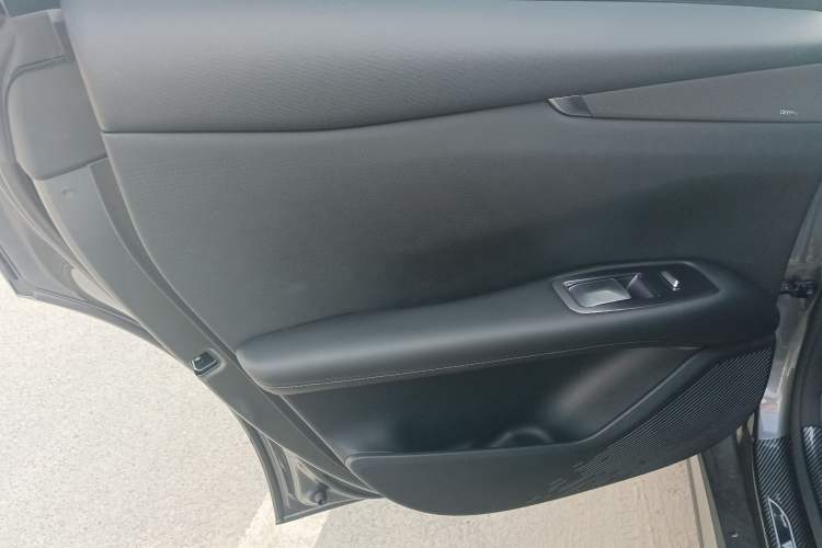 Used Deepal L07 2025 530 Ultra DeepBlue Intelligent Driving AD PRO Pure-Electric Version
