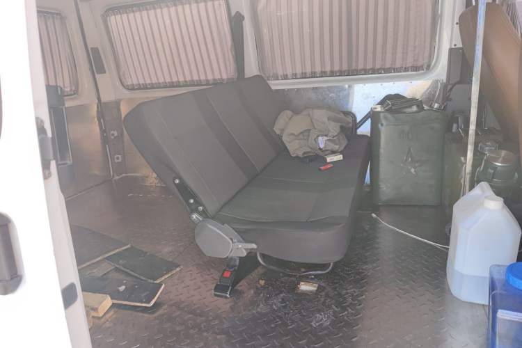 Used JMC Transit 2017 2.8T Commercial Version Short Wheelbase Mid-Roof 6/7/8-Seater JX493