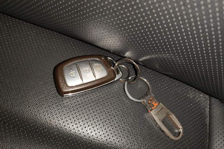 Used Hyundai Mistra 2014 1.8L Automatic Smart GLS Vehicle Key