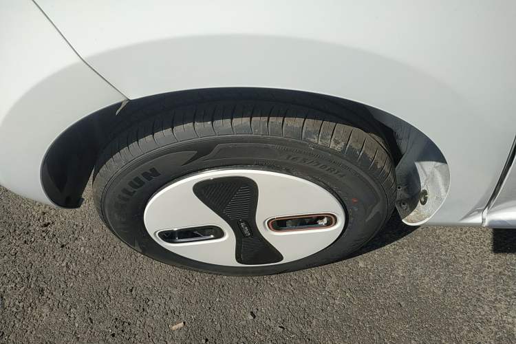 Used CHANGAN NEVO Lumin 2026 Model Treasure Edition 205km Passionate Beige Ningde