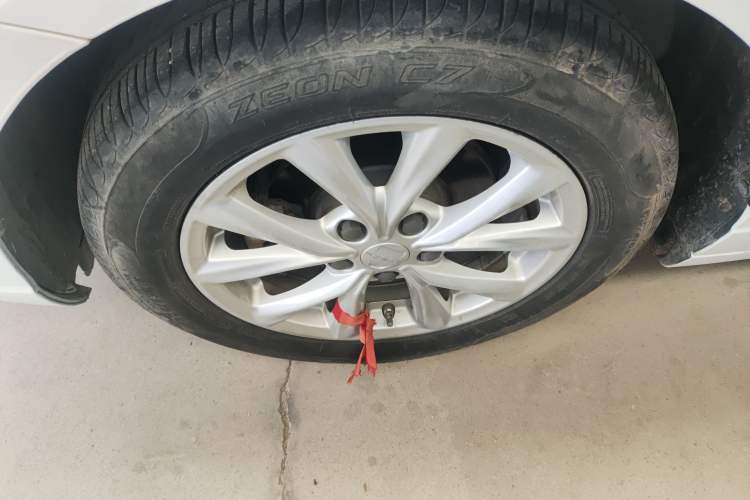 Used Roewe i5 2020 1.5L Automatic 4G Connected Linghao Edition