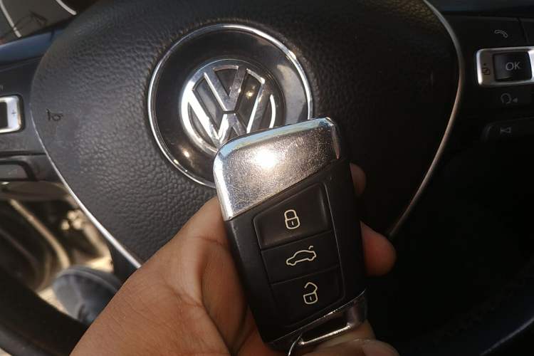 Used Volkswagen Magotan 2018 330TSI DSG Luxury Model Vehicle Key