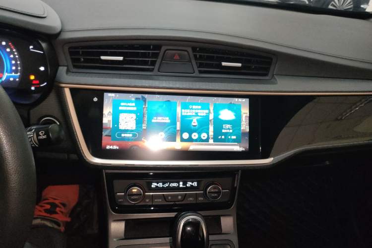 Used Geely Auto Emgrand GL 2021 UP 1.4T CVT Leading Edition Audio And AC Panel