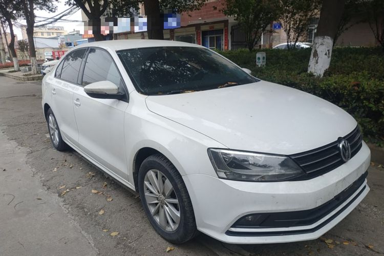 Used Volkswagen Sagitar 2018 1.6L Automatic Fashion Model Front Right 45 Deg