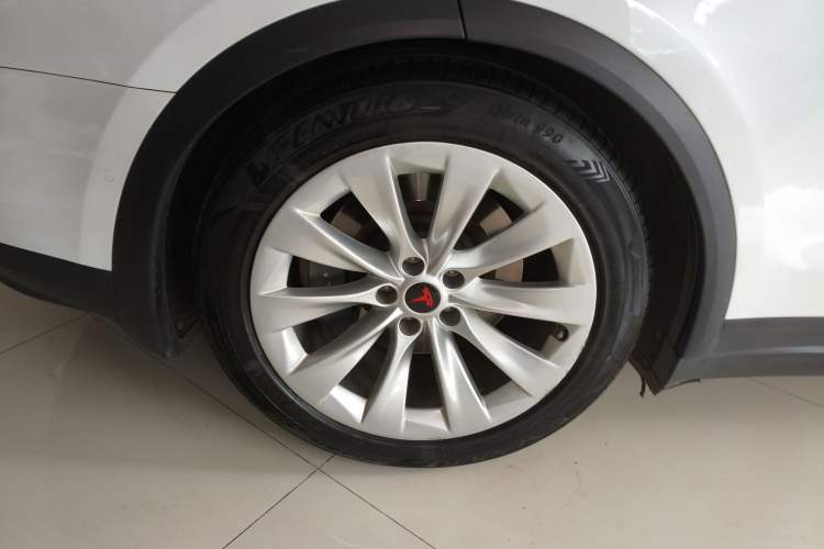 Used Tesla Model X 2019 Long-Range Version
