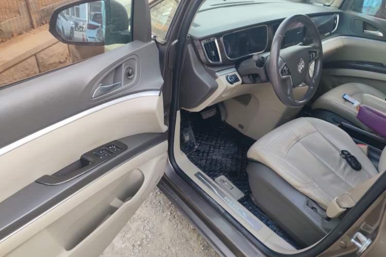 Used Buick GL8 2011 3.0L XT Luxury Business Flagship Edition Driver Seat