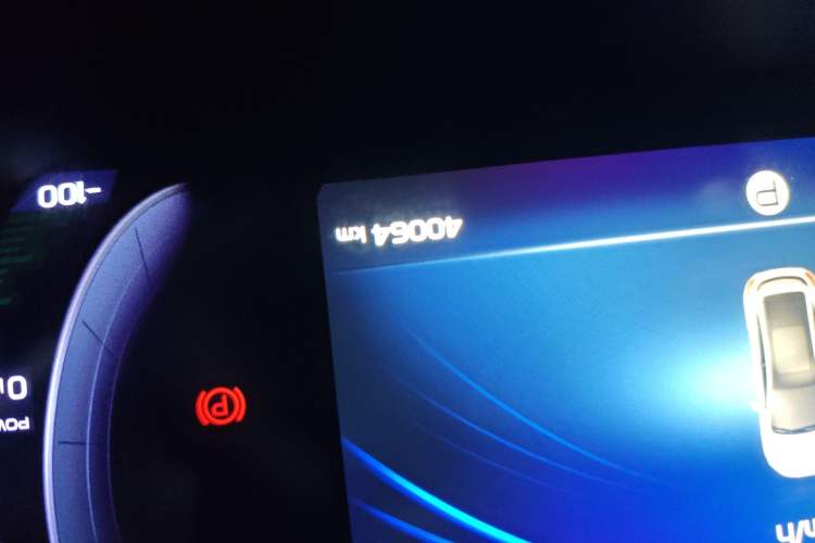 Used Geely Auto Emgrand GSe 2020 500 LingShang Model Odometer Close Up