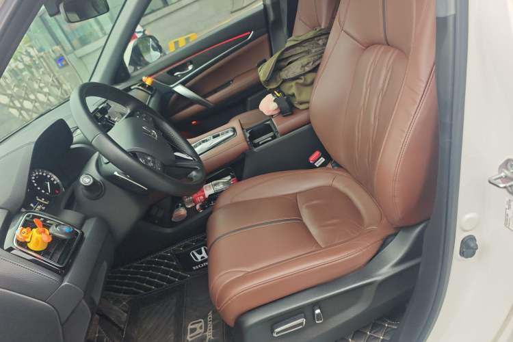 Used Honda UR-V 2020 370TURBO Two-Wheel Drive Luxury Edition
