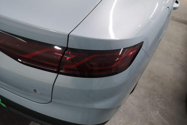 Used BYD Qin L 2024 DM-i 80KM Leading Model Right Rear Taillight