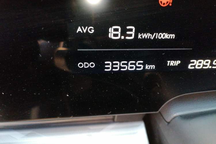 Used NETA S 2022 Extended-Range Version 1160 km Range Rear-Wheel Drive Mid-Grade