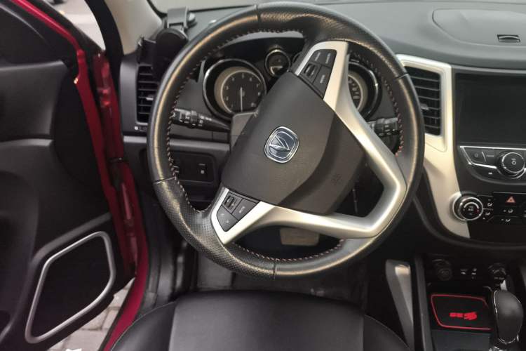 Used Changan CS35 2016 1.6L Automatic Luxury Model China IV Standard
