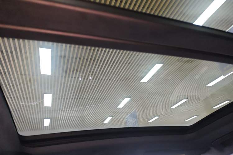 Used Volkswagen ID.4 CROZZ 2021 Long-Range PRO Two-Wheel Drive Version