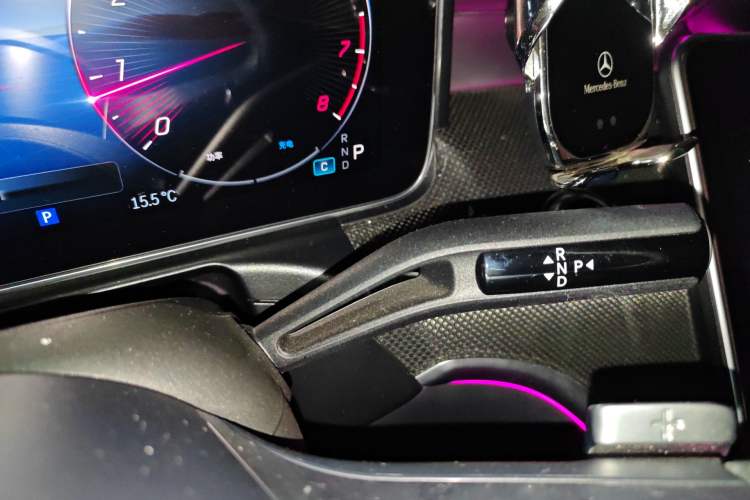 Used Mercedes-Benz C-Class 2024 Restyled C 260 L Sport Edition Gear Lever