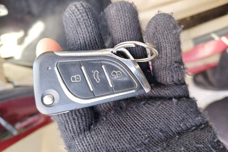 Used Jinbei 750 2015 1.5L Flagship Model