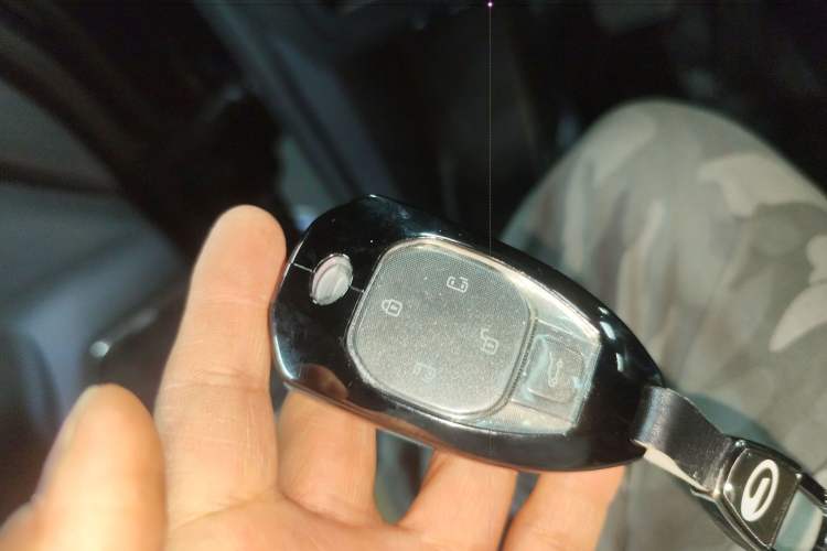 Used GAC Trumpchi M8 2024 Zongshi Series Dual-Motor Flagship Edition Vehicle Key