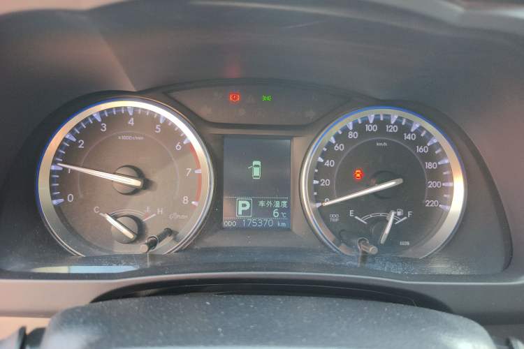 Used Toyota Highlander 2015 2.0T Four-Wheel Drive Luxury Edition 7-Seater
