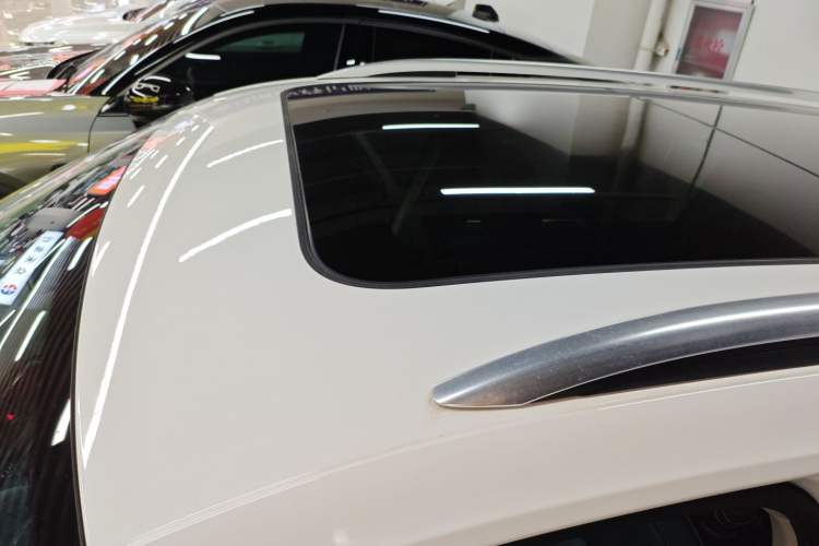 Used Volkswagen Tiguan L 2017 330TSI Automatic Two-Wheel Drive Luxury Edition
