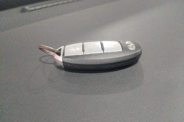 Used Infiniti QX50 2018 2.0T Four-Wheel Drive Elite Edition Vehicle Key