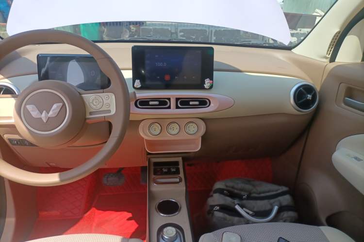 Used Wuling Hongguang MINIEV 2025 Four-Door Version Zhenxiang+ Edition Audio And AC Panel