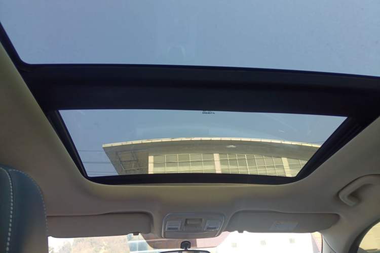 Used Geely Auto Emgrand X7 Sport 2021 Million Edition 1.8TD DCT Two-Wheel Drive Comfort Model