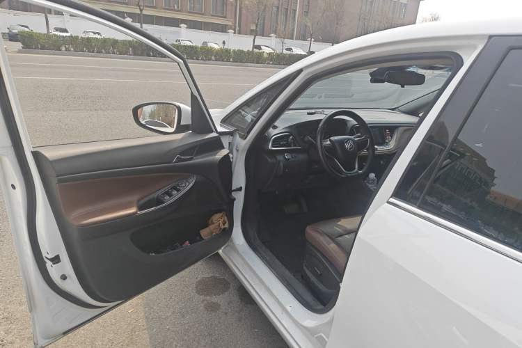 Used Buick GL6 2019 18T 6-Seater Elite Version China VI Standard