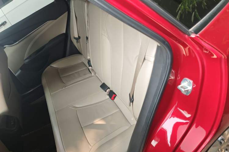 Used Buick GT 2018 15T Dual-Clutch Elite Model China V Standard
