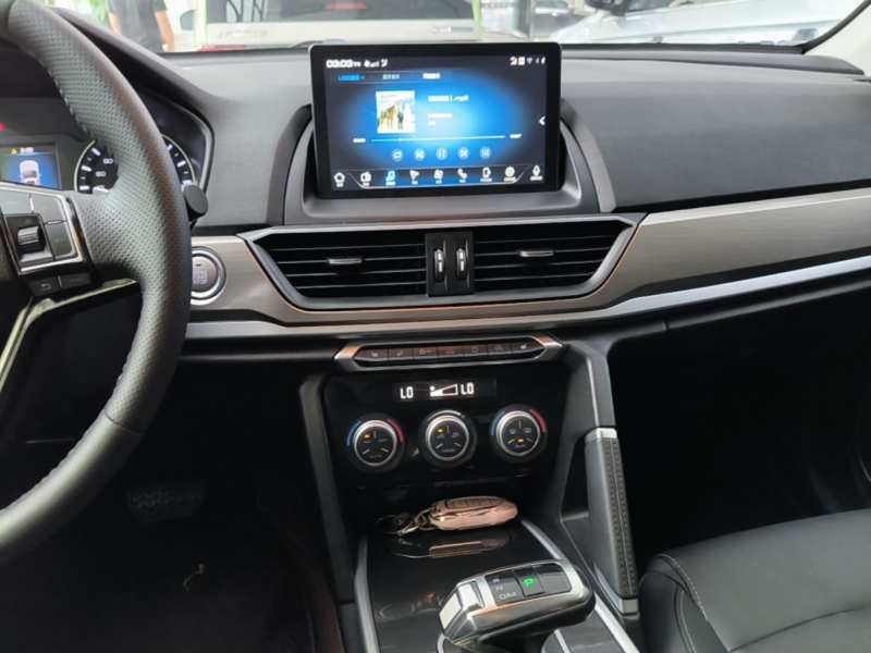 Used Haval H6 2021 Sport Edition 1.5T Automatic Elite Smart Connectivity Model with Hexagonal Grille — 12