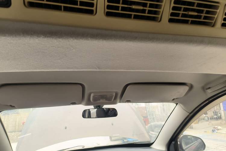 Used Dongfeng Fengon 330 2014 1.5L Manual Utility Version DK15