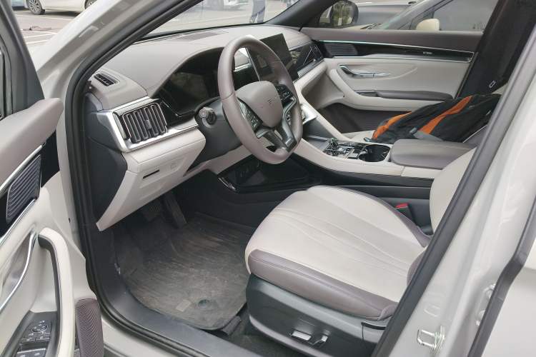 Used BYD Song PLUS New Energy 2025 DM-i 112KM Prestige Model Left Front Seat