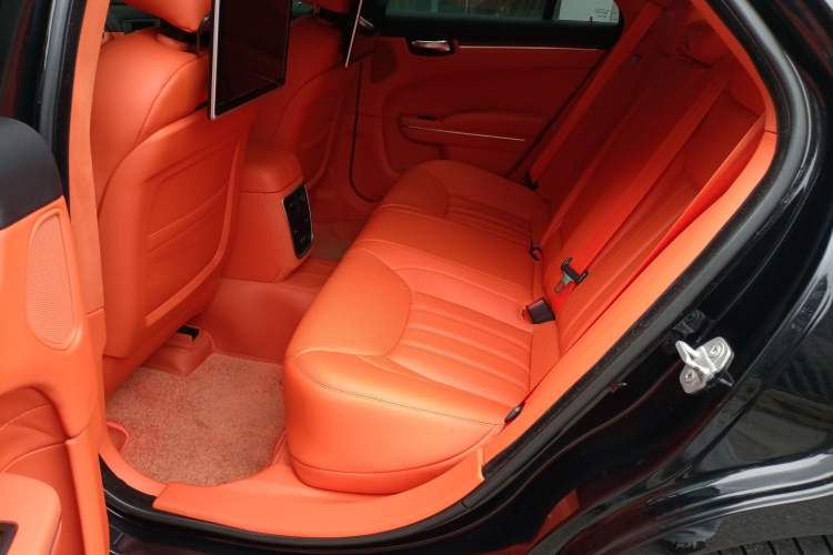 Used Chrysler 300C 2016 3.0L Supreme Edition