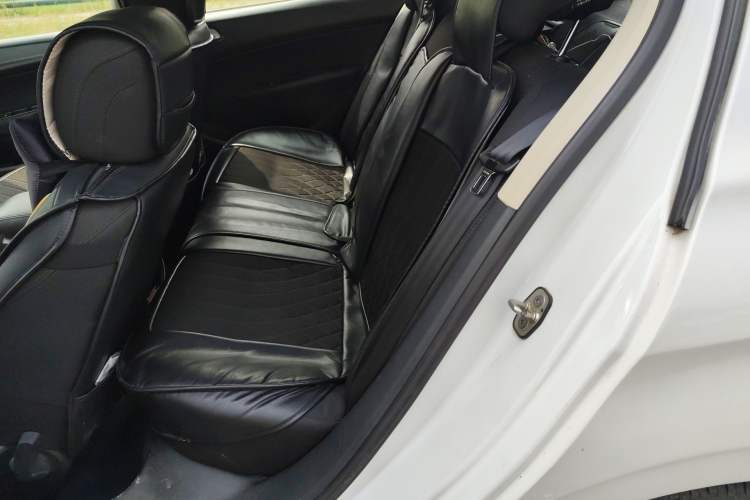 Used Peugeot 308 2013 1.6L Manual YouShang Model Left Rear Seat