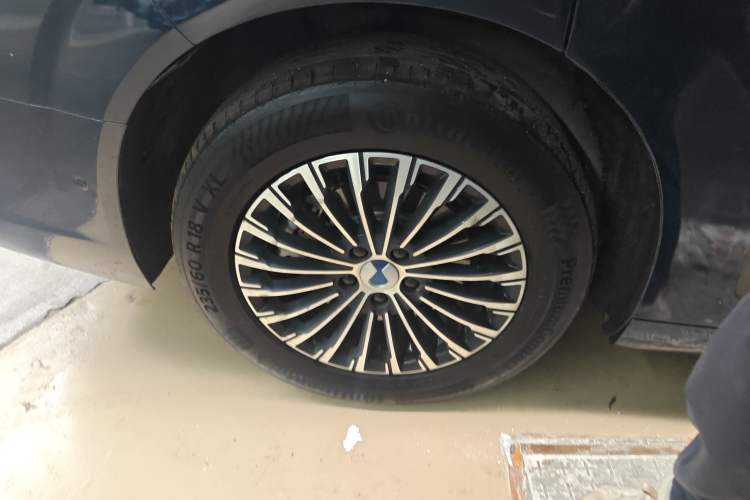 Used Denza D9 2022 DM-i 970 Four-Wheel Drive Flagship Model