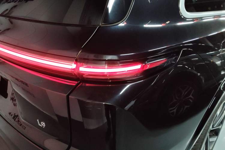 Used Li Auto L9 2022 Max model Exterior 3