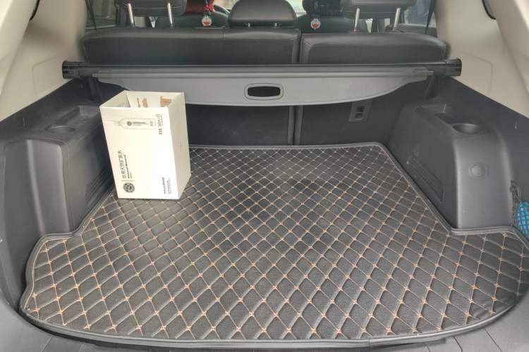 Used BORGWARD BX7 2016 28T Two-Wheel Drive Luxury Version 5 Seats
