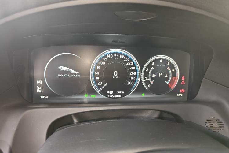 Used Jaguar XFL 2019 XFL 2.0T 250 PS Two-Wheel-Drive Luxury Edition