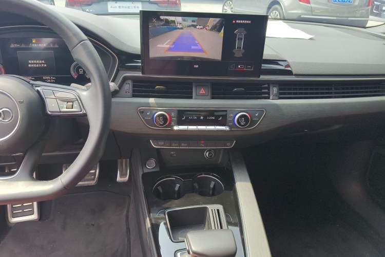 Used Audi A4L 2023 40 TFSI Luxury Dynamic Model
