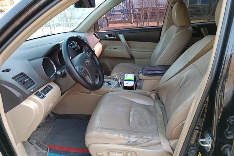 Used Toyota Highlander 2009 2.7L Two-Wheel Drive 7-Seater Luxury Edition