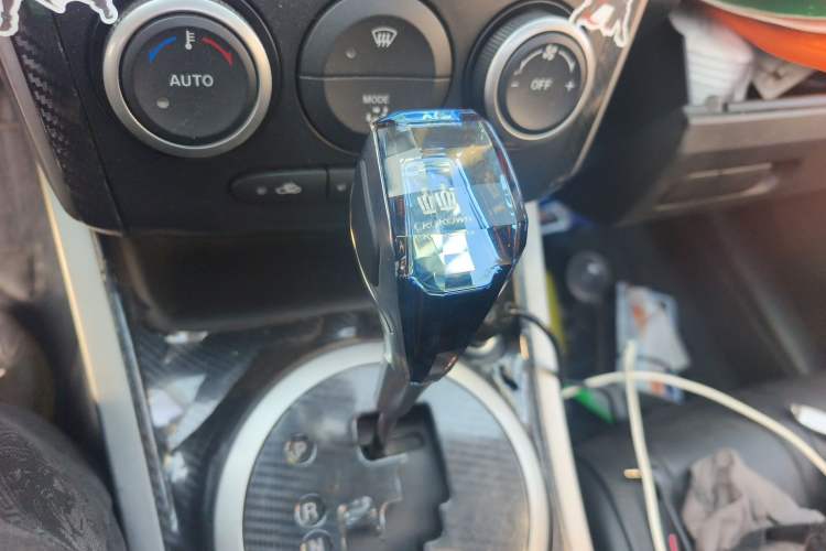 Used Mazda CX-7 2014 2.3T Smart All-Wheel Drive Supreme Edition Gear Lever