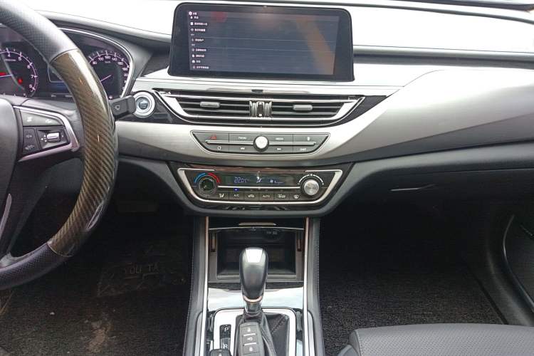 Used CHANGAN Ruicheng CC 2020 1.5T Automatic Xuanrui Model
