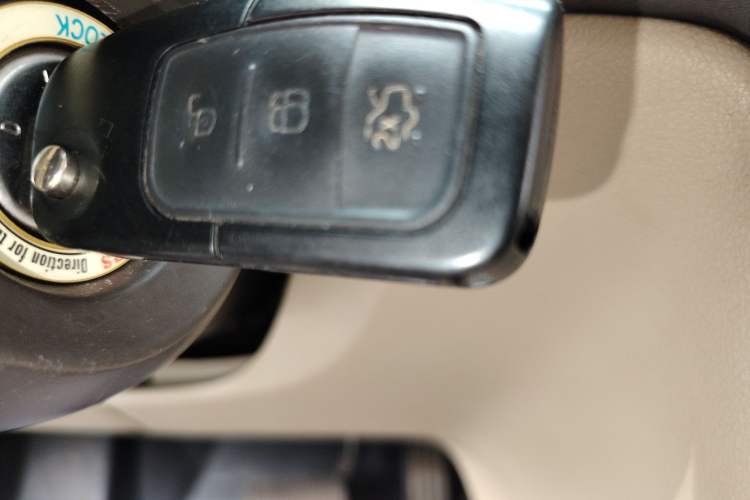 Used Ford Focus 2013 Sedan Classic 1.8L Automatic Base Model