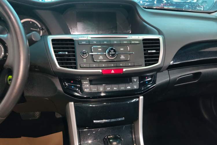 Used Honda Accord 2016 2.0L Elite Edition
