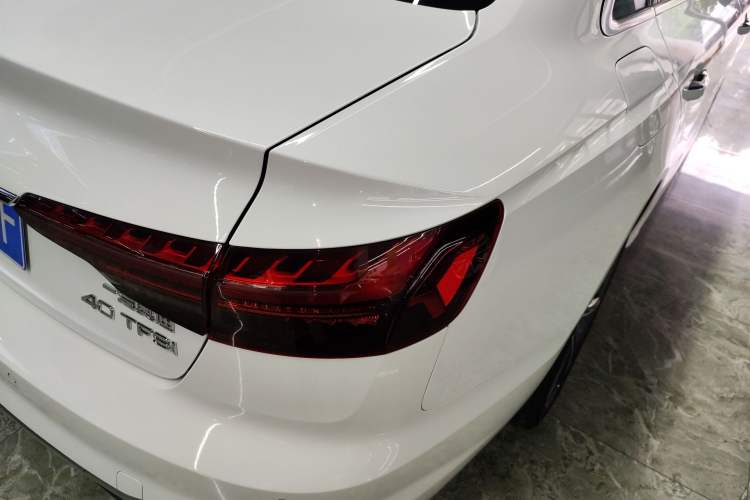 Used Audi A4L 2020 40 TFSI Fashion Dynamic Model Right Rear Taillight