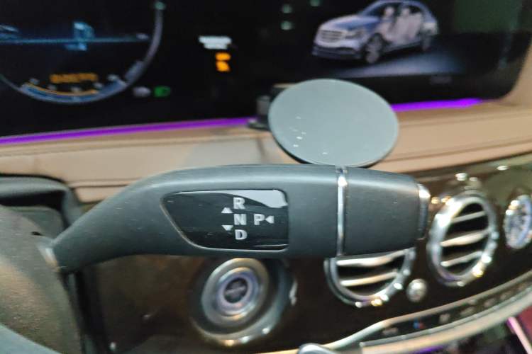 Used Mercedes-Benz Maybach S-Class 2020 S 450 4MATIC Gear Lever