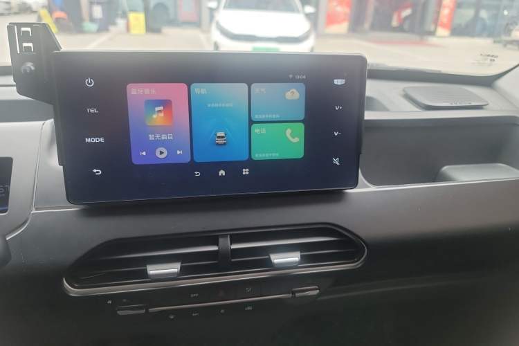 Used Geely Galaxy Panda 2024 Panda Mini 200km Endurance Bear Audio And AC Panel