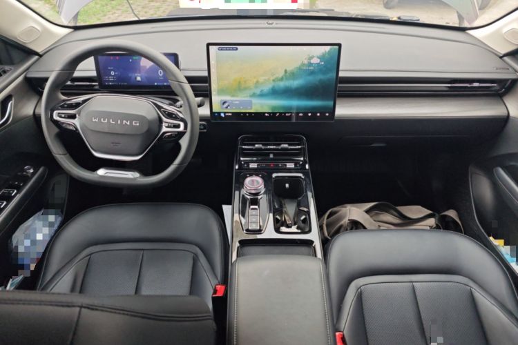 Used Wuling Xingguang 2023 70 Standard Edition Center Console