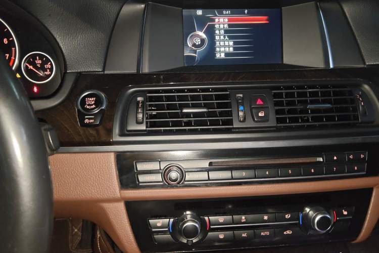 Used BMW 5 Series 2017 525Li Leading Model