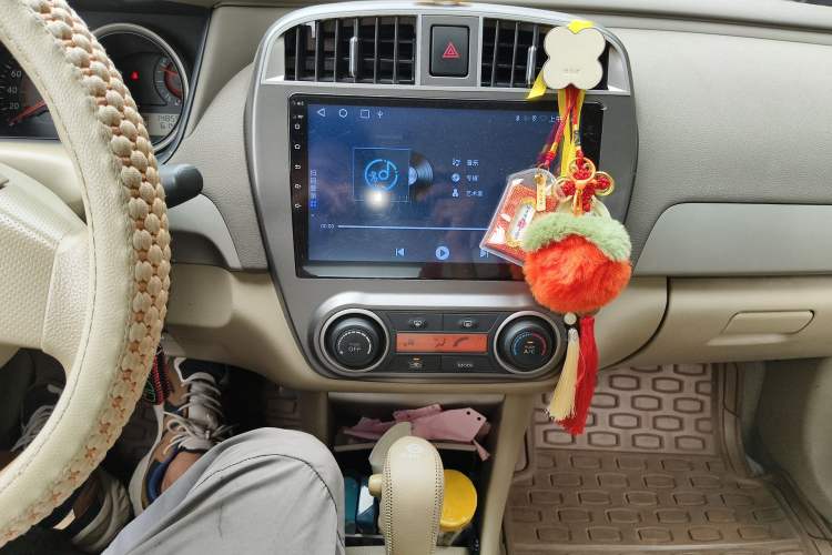 Used Nissan Sylphy 2012 Classic 1.6XE Automatic Comfort Edition Audio And AC Panel