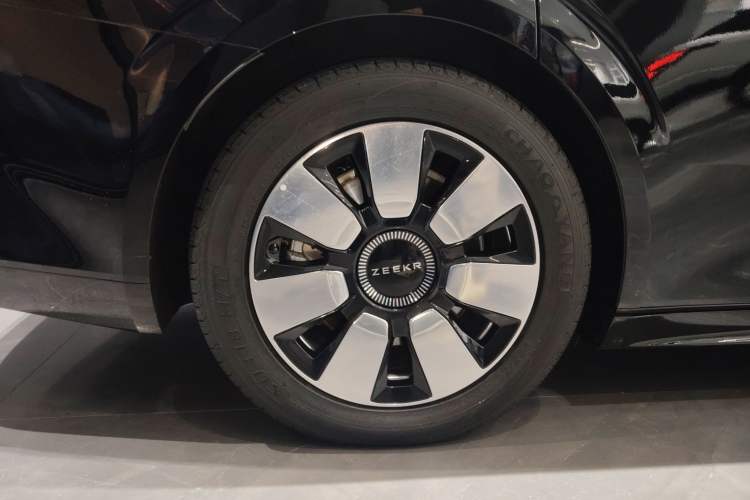 Used Zeekr 009 2022 WE Edition Exterior 5