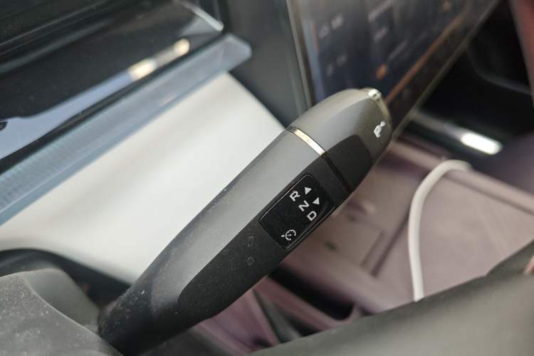 Used Mazda EZ-60 2025 Model Range-Extended 200 Max