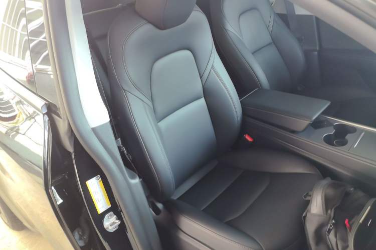 Used Tesla Model Y 2023 Rear-Wheel-Drive Version